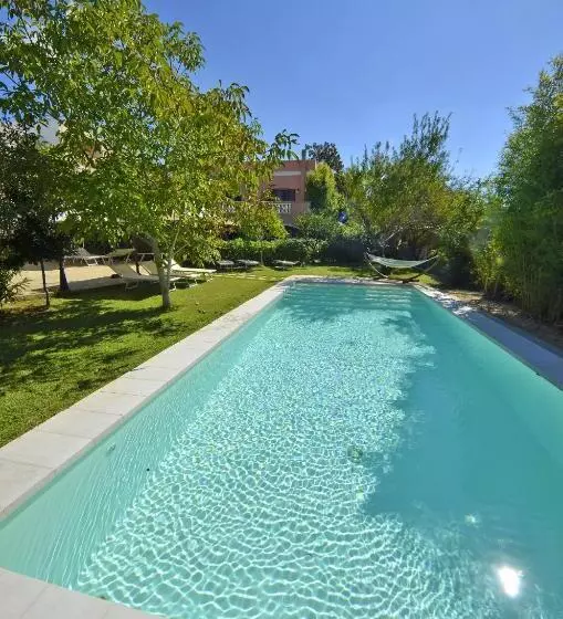 Aamiaismajoitus (B&B) Villa Magnolia