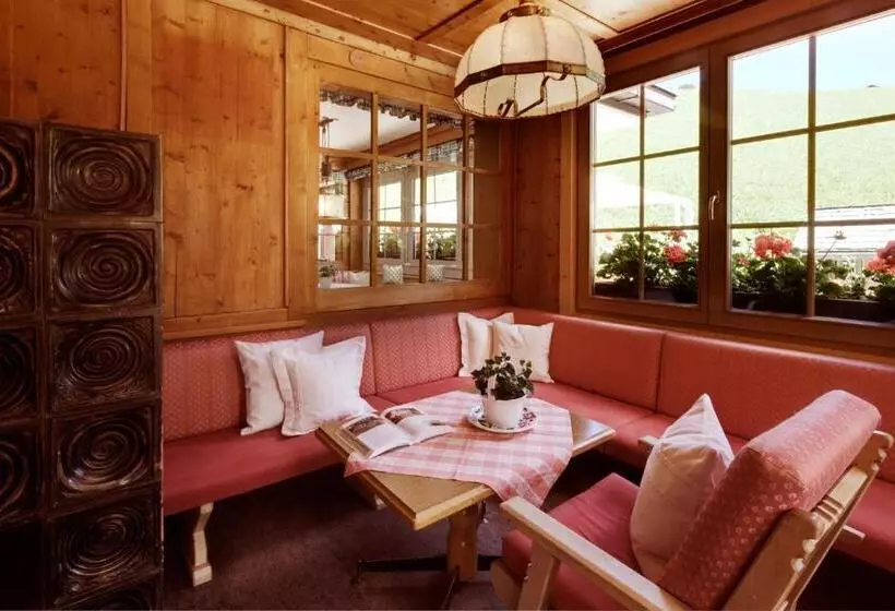 Berghotel Ladinia