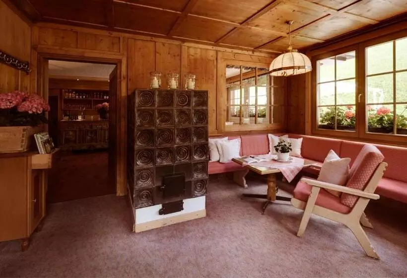 Berghotel Ladinia