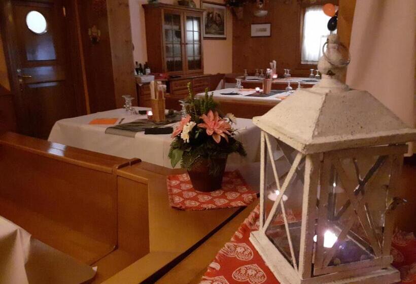 בית מלון כפרי Albergo Nuoitas