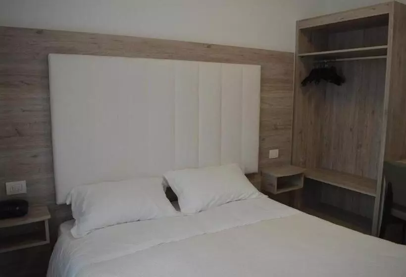 Hotelli Albergo Ristorante Da Neni