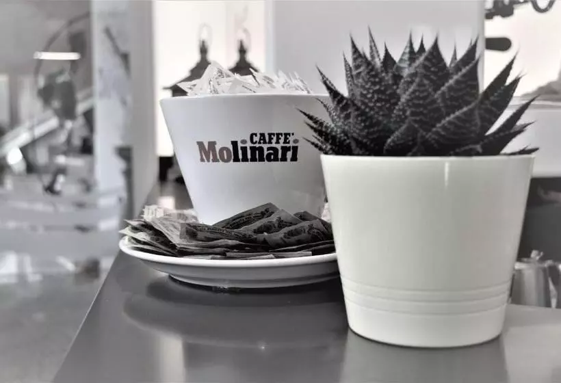 Hotelli Albergo Ristorante Da Neni