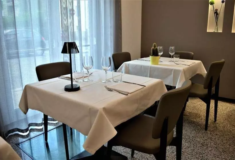 Hotelli Albergo Ristorante Da Neni