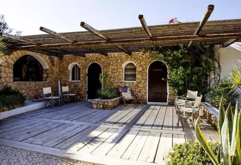 هتل La Calandra Resort