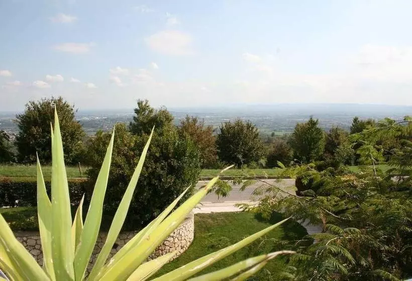 Hotelli Ristorante La Rua