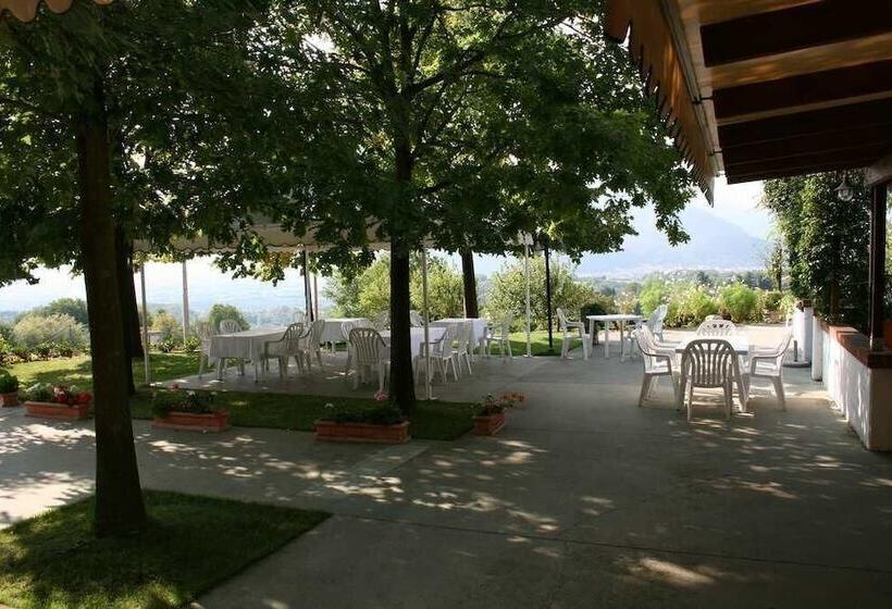 فندق Ristorante La Rua