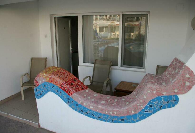 בית מלון כפרי Laguna