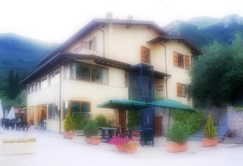 ホテル Locanda Podere Il Riposo