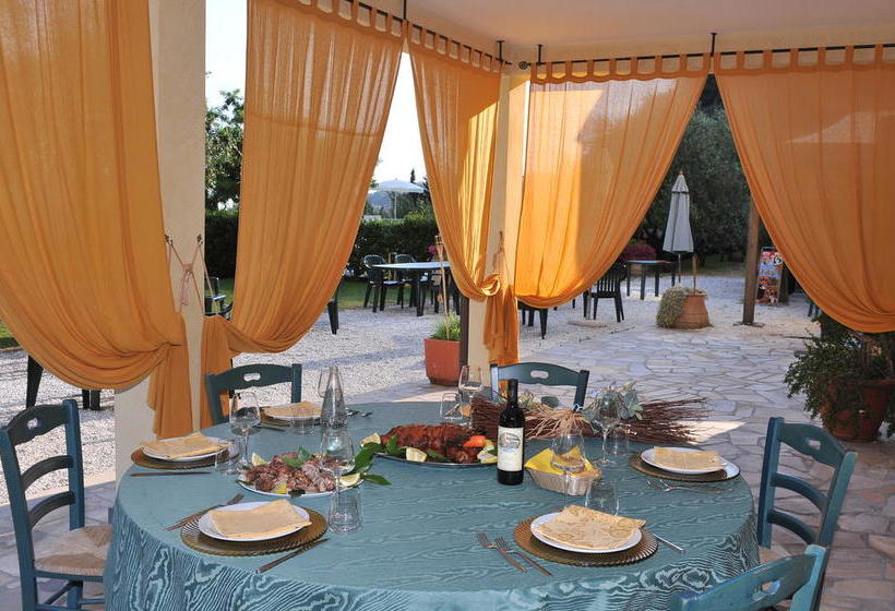 هتل Locanda Podere Il Riposo