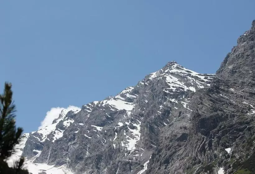 Hotelli Pension & Residence Astoria