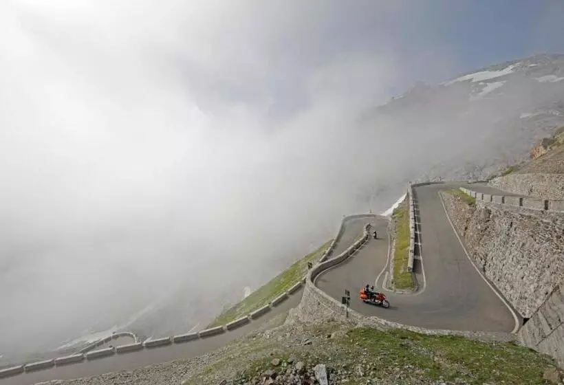 Hotelli Pension & Residence Astoria