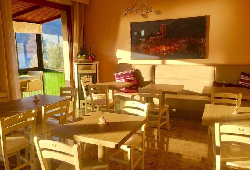 فندق Villa Emma Malcesine