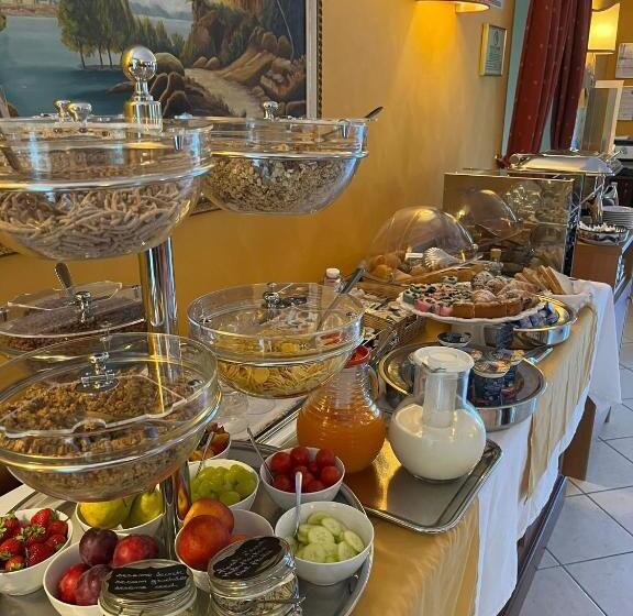 فندق Villa Nadia