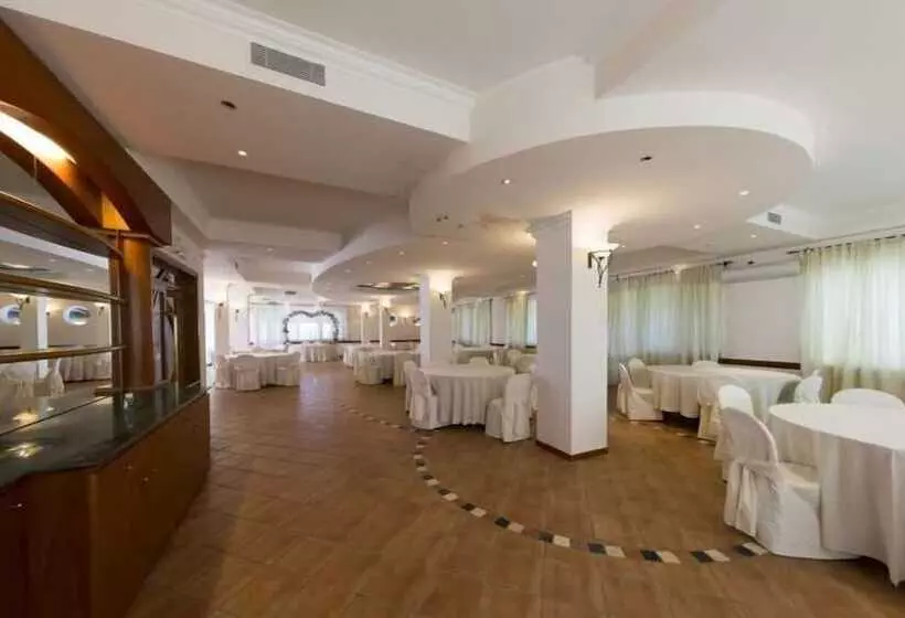 Hotelli Villa Serra Alta