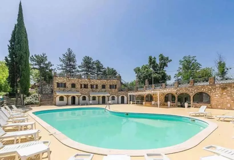 Hotelli Villa Serra Alta