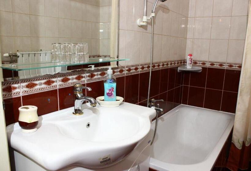 تختخواب و صبحانه Kálmán Panzió