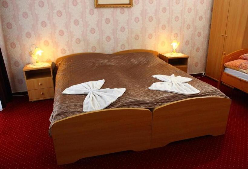 تختخواب و صبحانه Kálmán Panzió