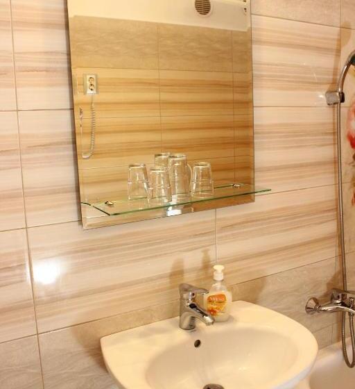 تختخواب و صبحانه Kálmán Panzió