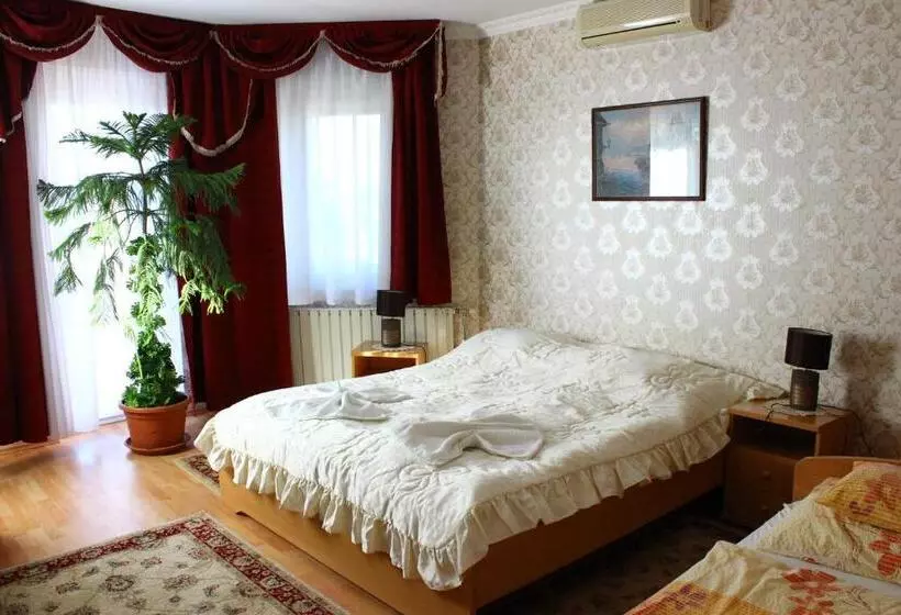 تختخواب و صبحانه Kálmán Panzió