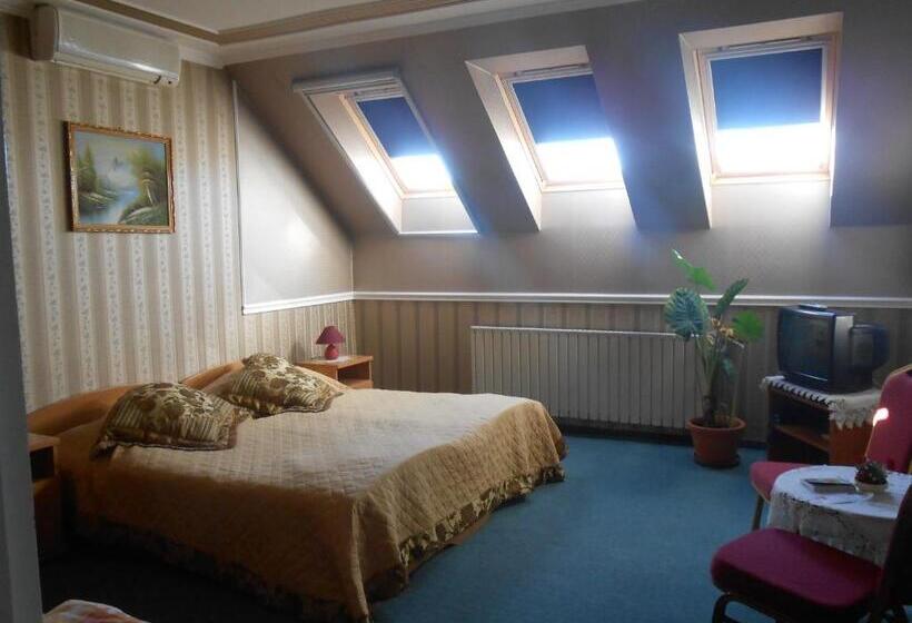 تختخواب و صبحانه Kálmán Panzió