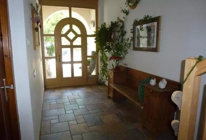 ベッドアンドブレックファースト Lamirì