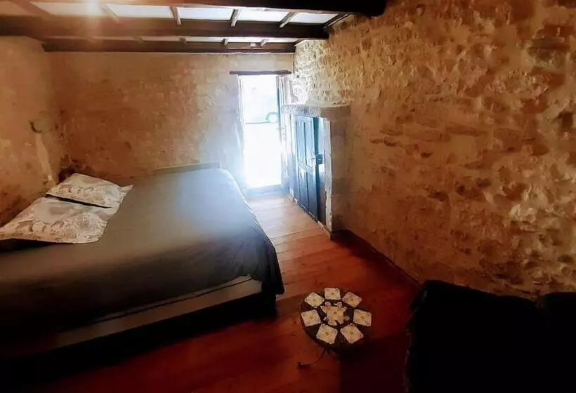 ベッドアンドブレックファースト Les Chambres Du Clos Des Capucins