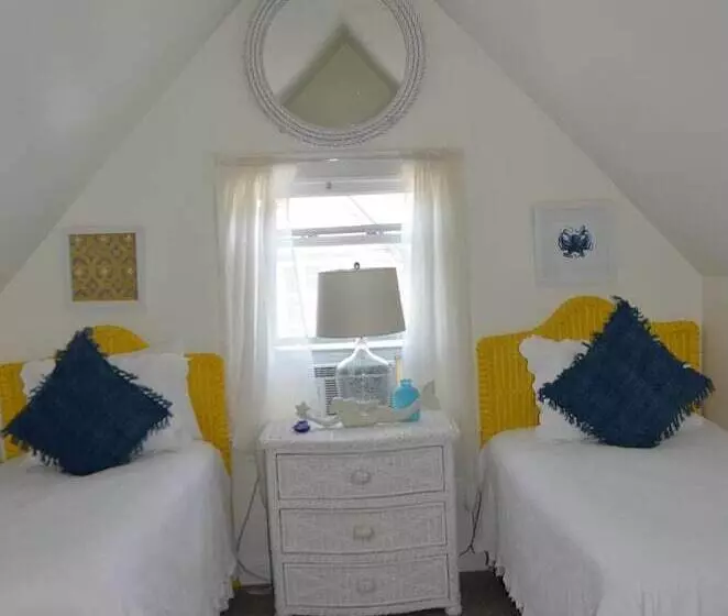 Aamiaismajoitus (B&B) Narragansett House