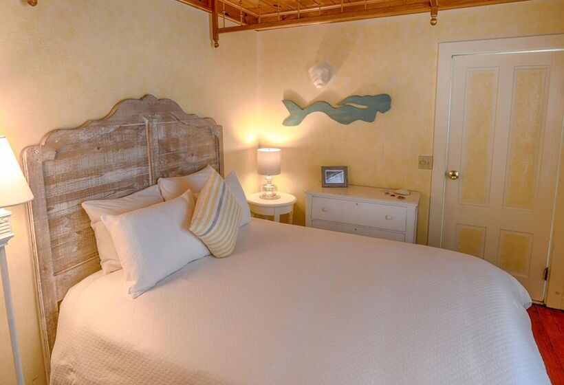 Bed and Breakfast Narragansett House