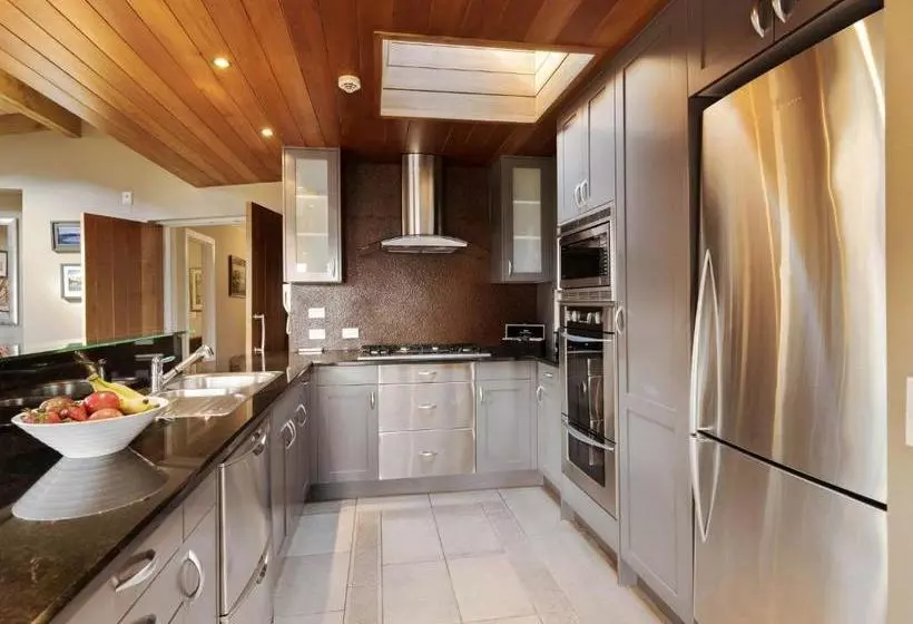 Chambers City Centre Penthouse