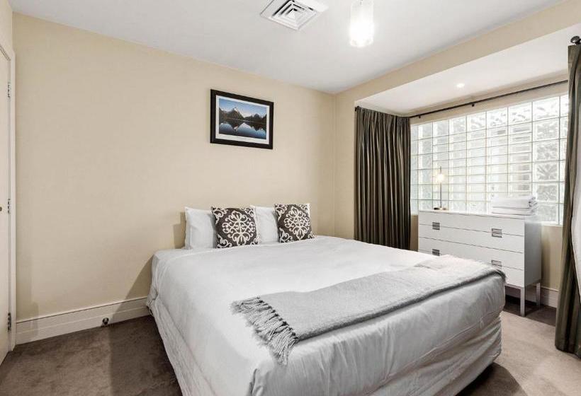 Chambers City Centre Penthouse