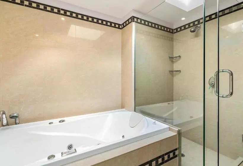 Chambers City Centre Penthouse