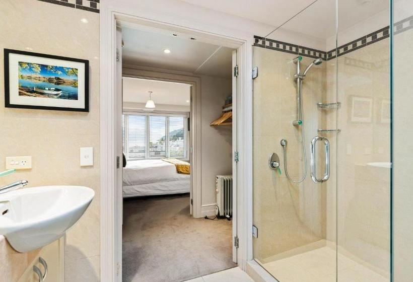 Chambers City Centre Penthouse