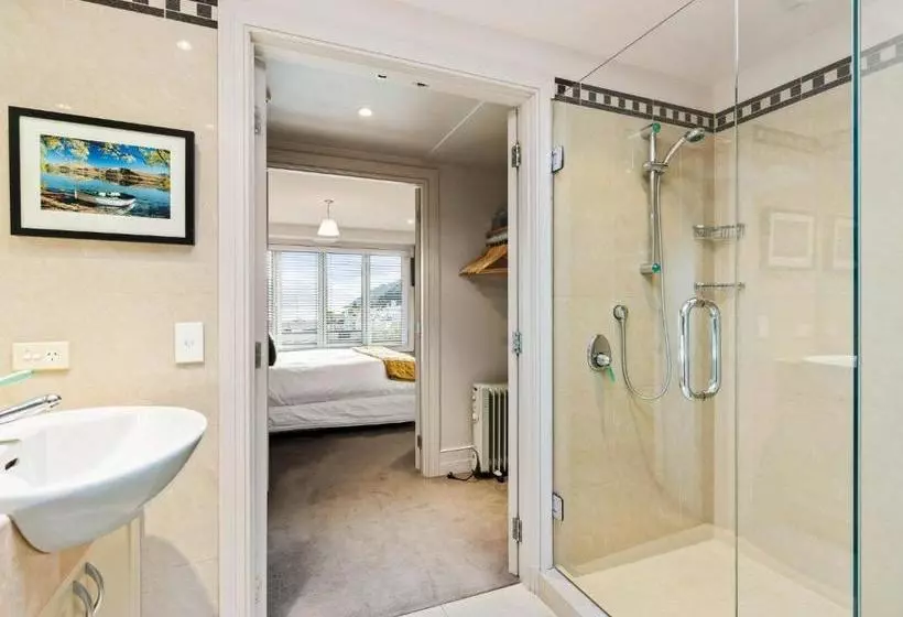 Chambers City Centre Penthouse