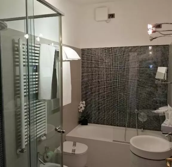 Hotelli Albergo Minuetto