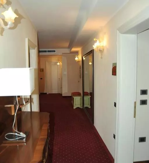Hotelli Albergo Minuetto
