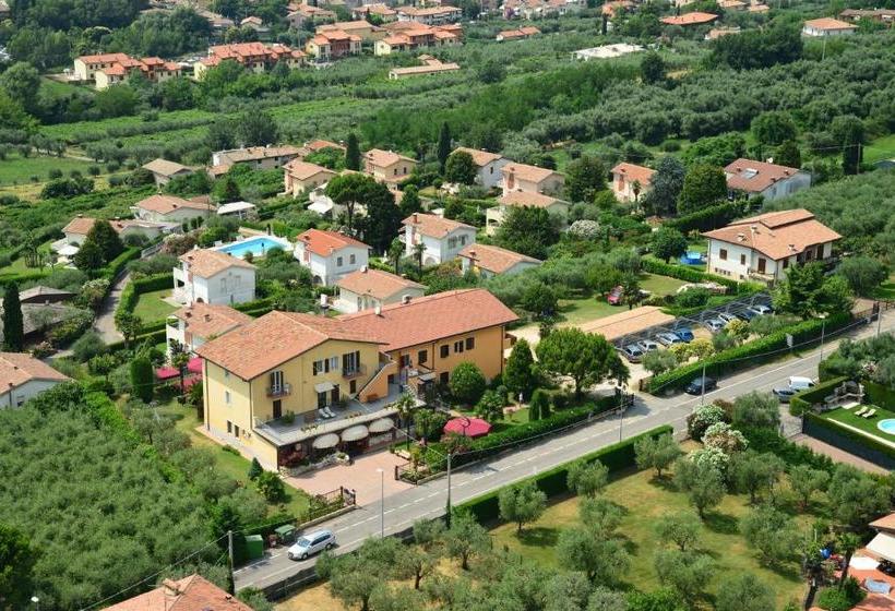 هتل Albergo Panoramica