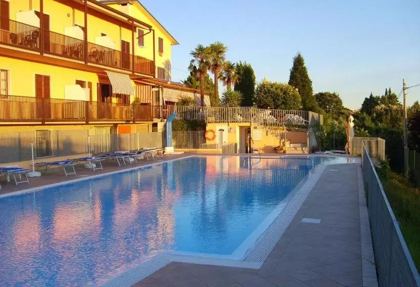 Hotelli Albergo Panoramica