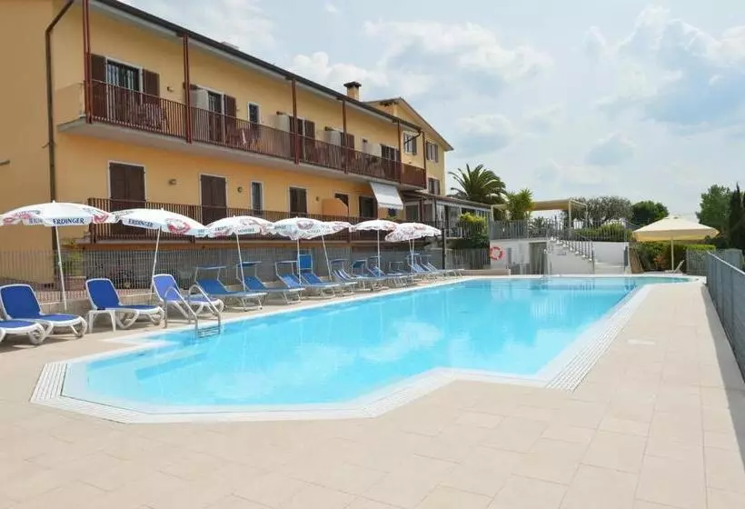 Hotelli Albergo Panoramica