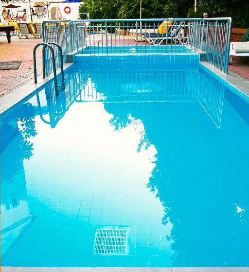 ホテル Chateau De Ville