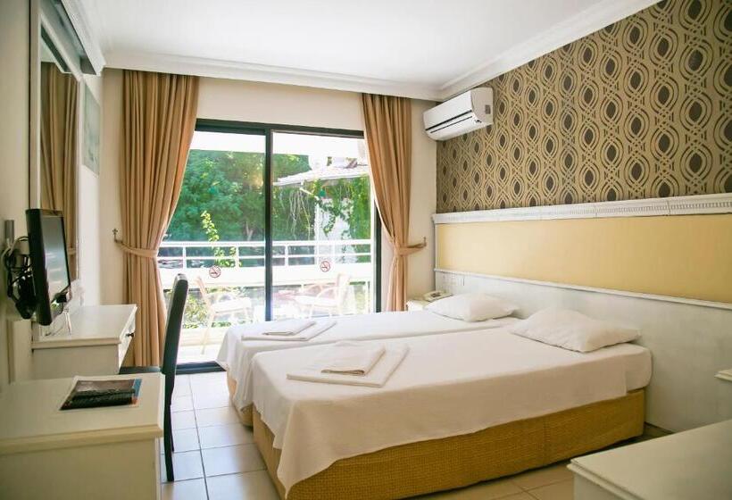 ホテル Chateau De Ville