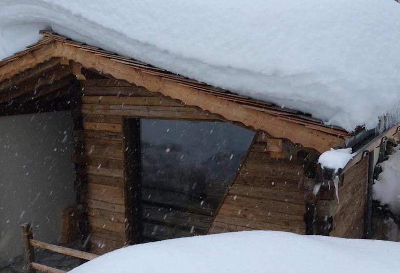 בית מלון כפרי Costes