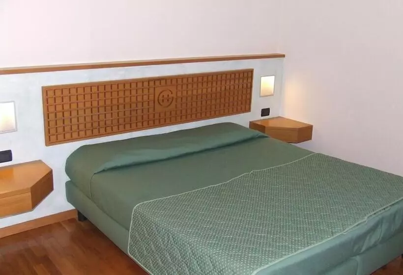 ホテル Ghibellino