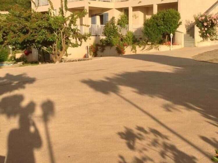 هتل Hôtel Camparellu