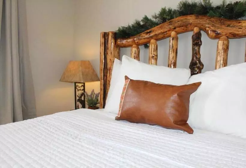 モーテル The Evergreen