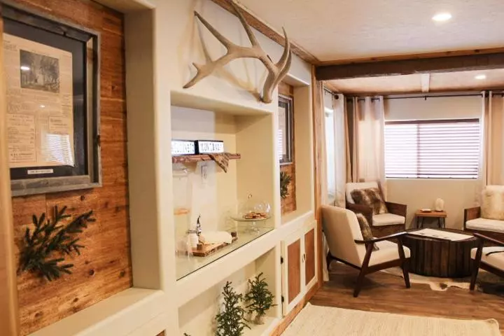 モーテル The Evergreen