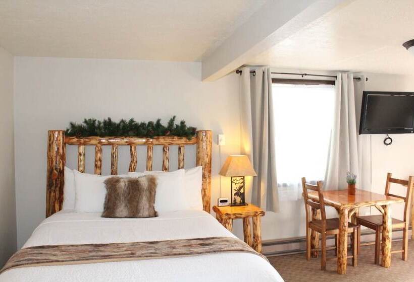 فندق على الطريق The Evergreen