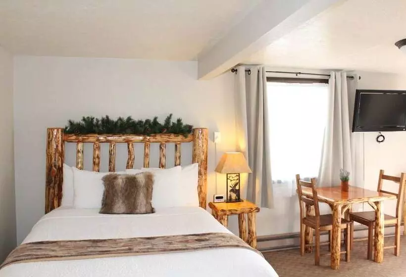 モーテル The Evergreen