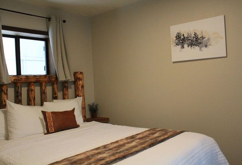 فندق على الطريق The Evergreen