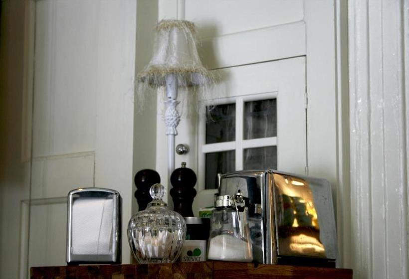 Bed and Breakfast Torpet Mon