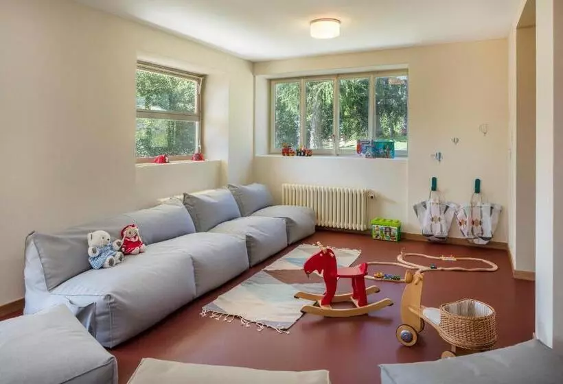 Cransmontana Youth Hostel